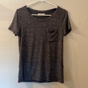 Abercrombie and Fitch basic tee with pocket size XS